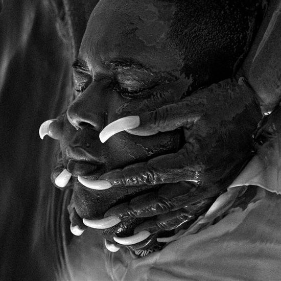 Angels & Queens (Deluxe) 