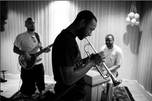 Izvajalci/ALOE_BLACC