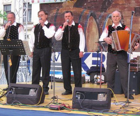 Ansambel Lojzeta Slaka