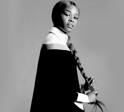 Izvajalci/AZEALIA_BANKS