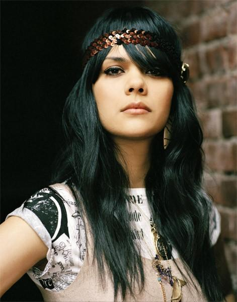 Izvajalci/BAT_FOR_LASHES