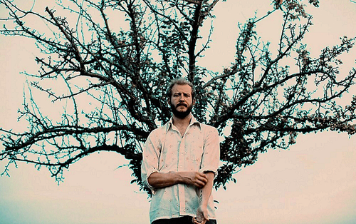 Izvajalci/BON_IVER