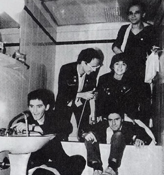 Izvajalci/ELEKTRICNI_ORGAZAM