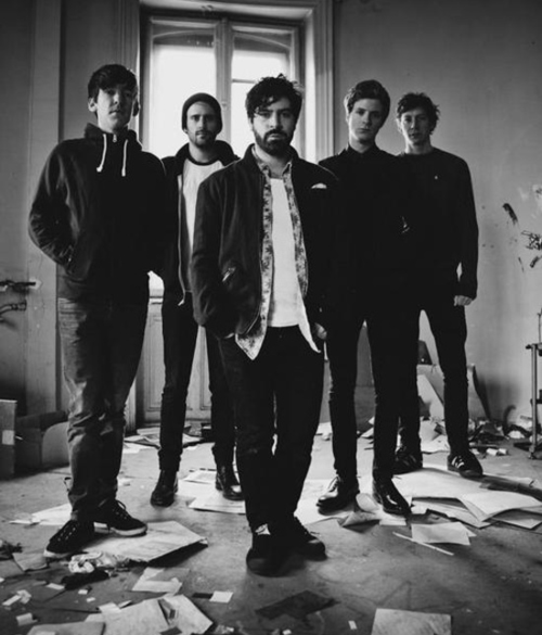 Izvajalci/FOALS