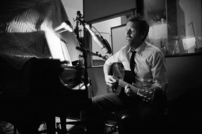 Izvajalci/HUGH_LAURIE