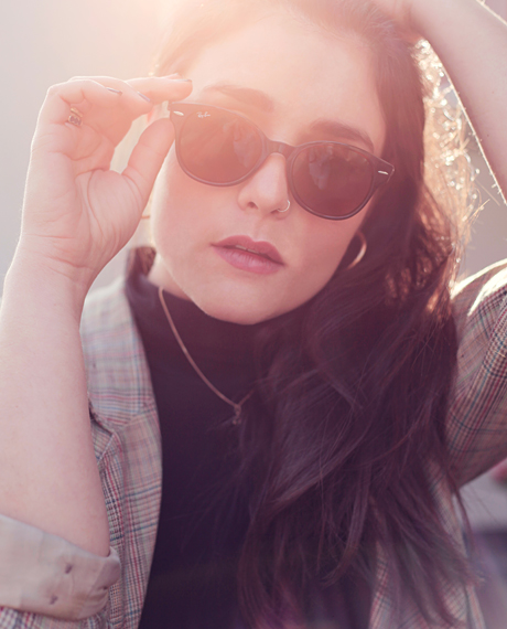 Izvajalci/JESSIE_WARE