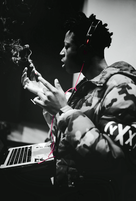Izvajalci/JOEY_BADA