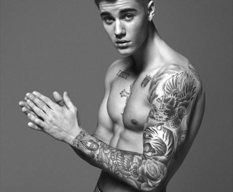 JUSTIN BIEBER