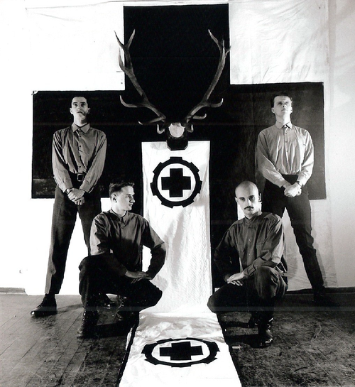 Izvajalci/LAIBACH
