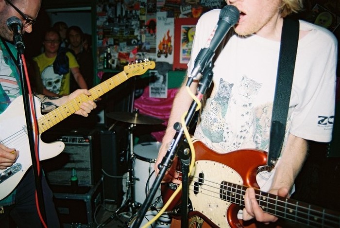 Izvajalci/MALE_BONDING