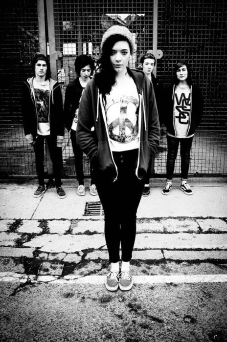 Izvajalci/MARMOZETS
