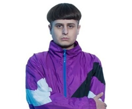 OLIVER TREE