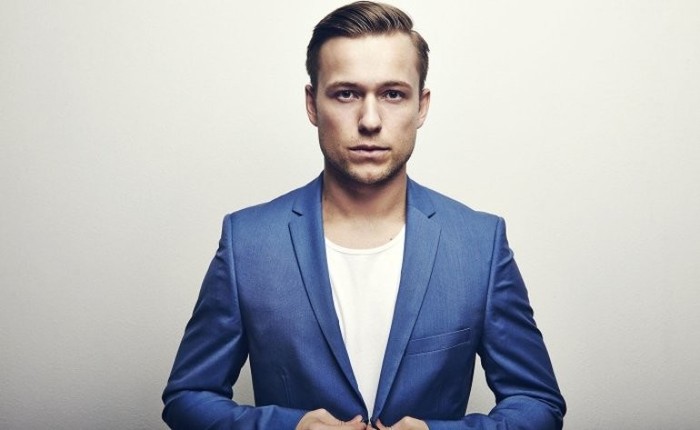 Izvajalci/PARTY_FAVOR