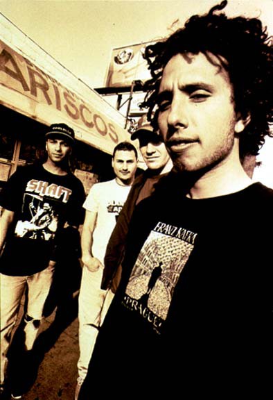 Izvajalci/RAGE_AGAINST_THE_MACHINE