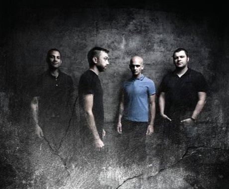 RISE AGAINST