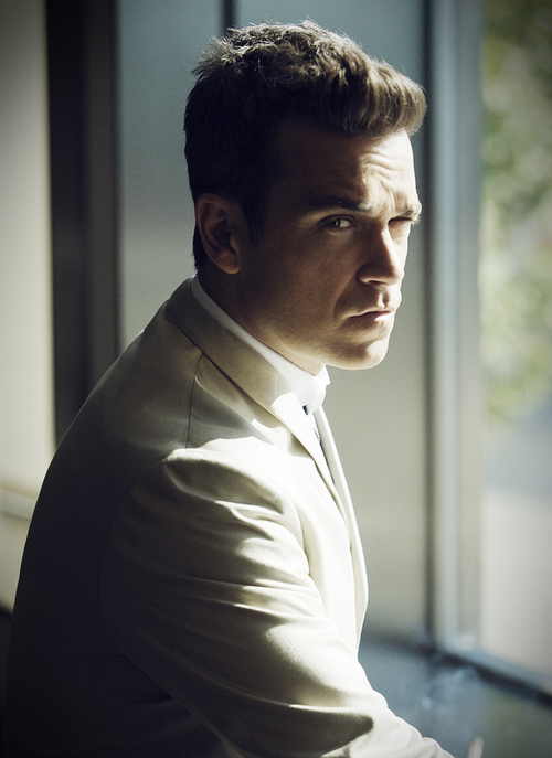 Izvajalci/ROBBIE_WILLIAMS