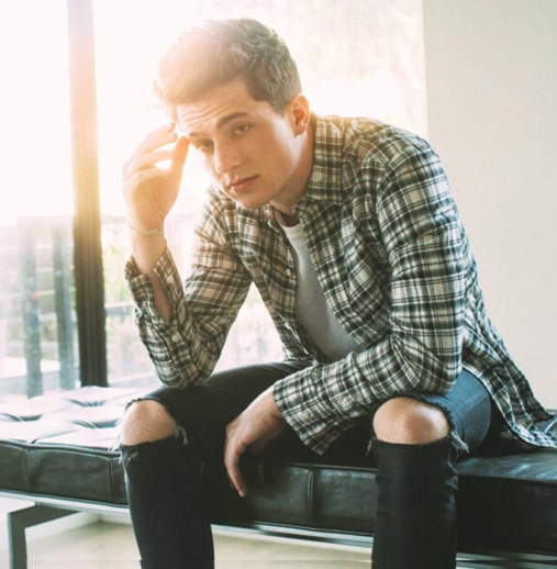 Izvajalci/Screen_Shot-01-20_at_11.59.54