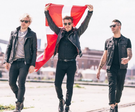 NEW POLITICS