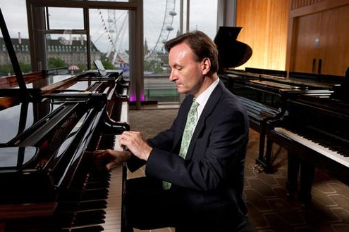 Izvajalci/Screen_Shot-06-22_at_15.10.30