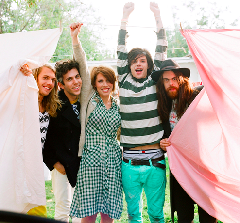 Izvajalci/Screen_Shot-06-26_at_10.45.44