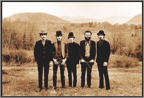 Izvajalci/THE_BAND