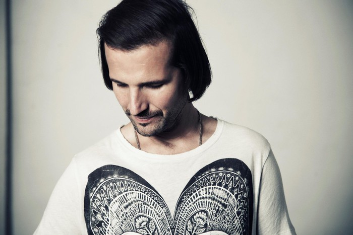 Izvajalci/Valentino-Kanzyani