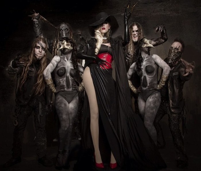 Izvajalci/in_this_moment