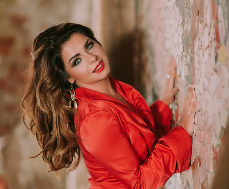 Nova Neishina skladba Vrhovi