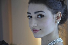Obvestila/Zala_portret_s_strani_1
