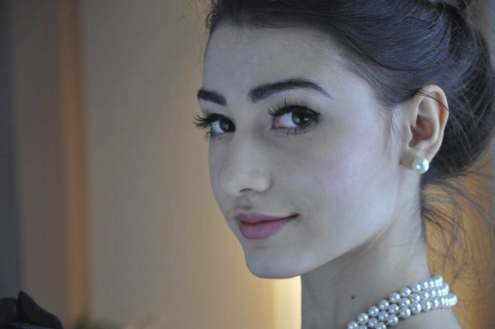 Obvestila/Zala_portret_s_strani