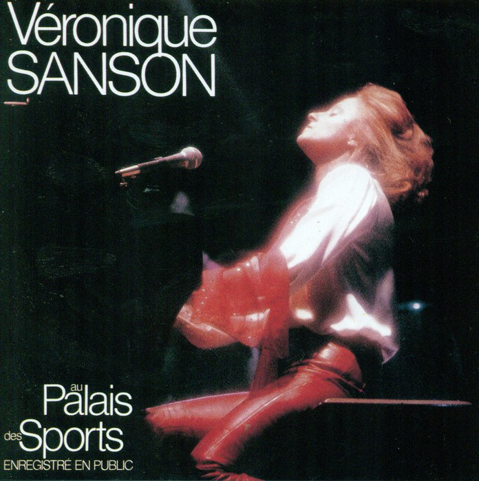 Au Palais Des Sports