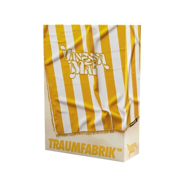 Traumfabrik (Limited) (Fanbox) (+Book & T-Shirt)